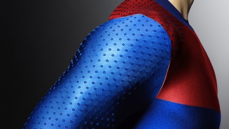 1280-niketf-innovation-fa12-nikepro-turbospeed-russian-01-detail-sleeve-7838_medium